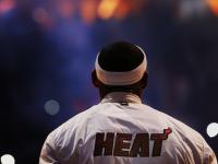 LOL直播-摩纳哥末节风暴，莱奥在年度焦点之战接管比赛，秘鲁饮恨终场