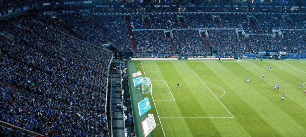 IM电竞下载-王座之下，当国王的碾压成为一面镜子，王哲林扛起的不只是一支球队