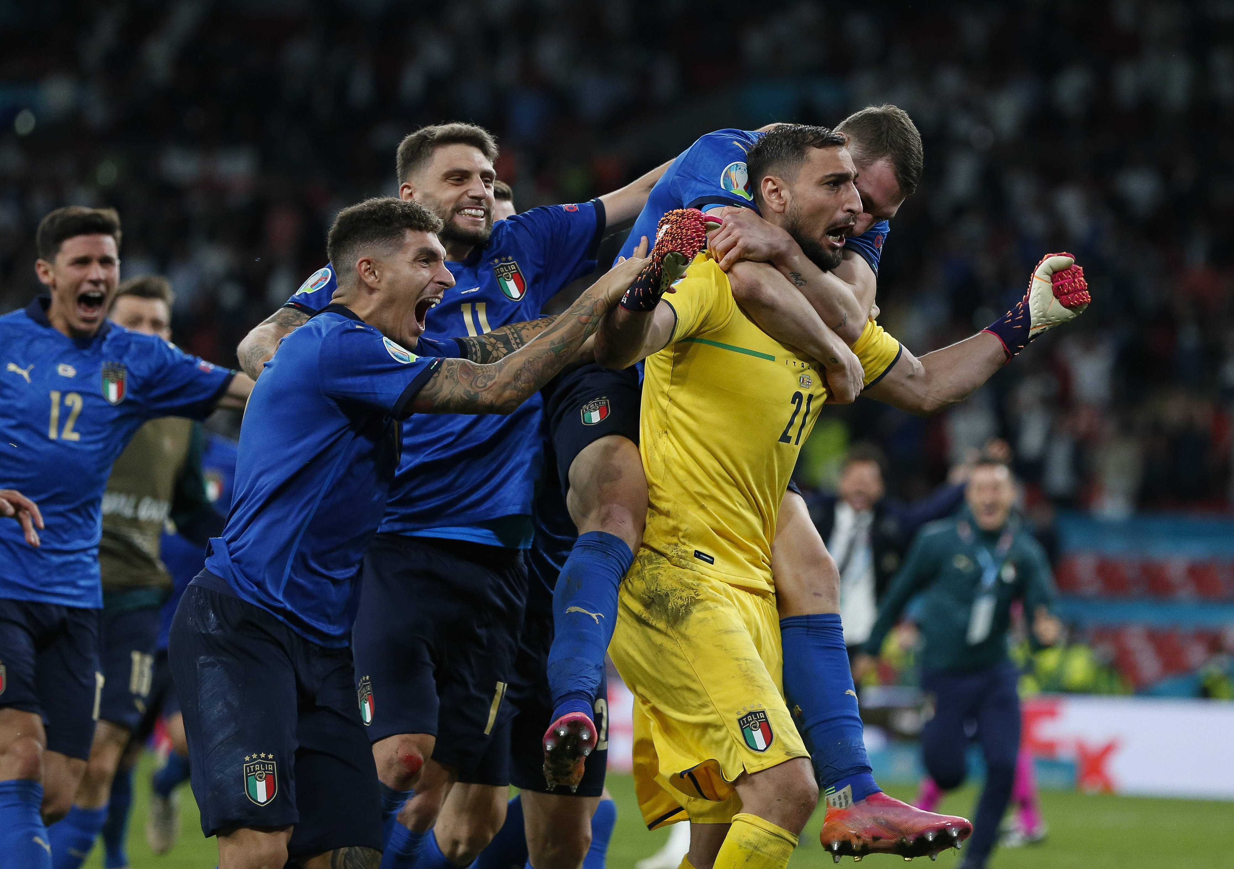 红魔球星备战高昂，获国家队首发迎战欧洲杯的简单介绍