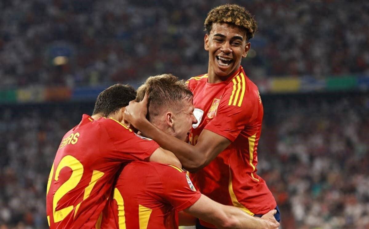 关于欧洲足球盛事开启序幕，球队备战情况备受关注的信息