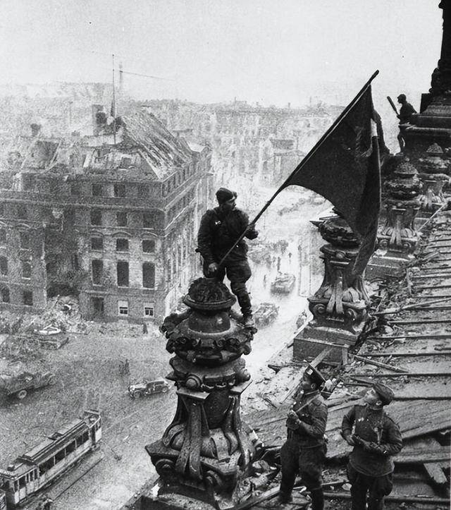 柏林赫塔主场大捷，打破连败颓势的简单介绍