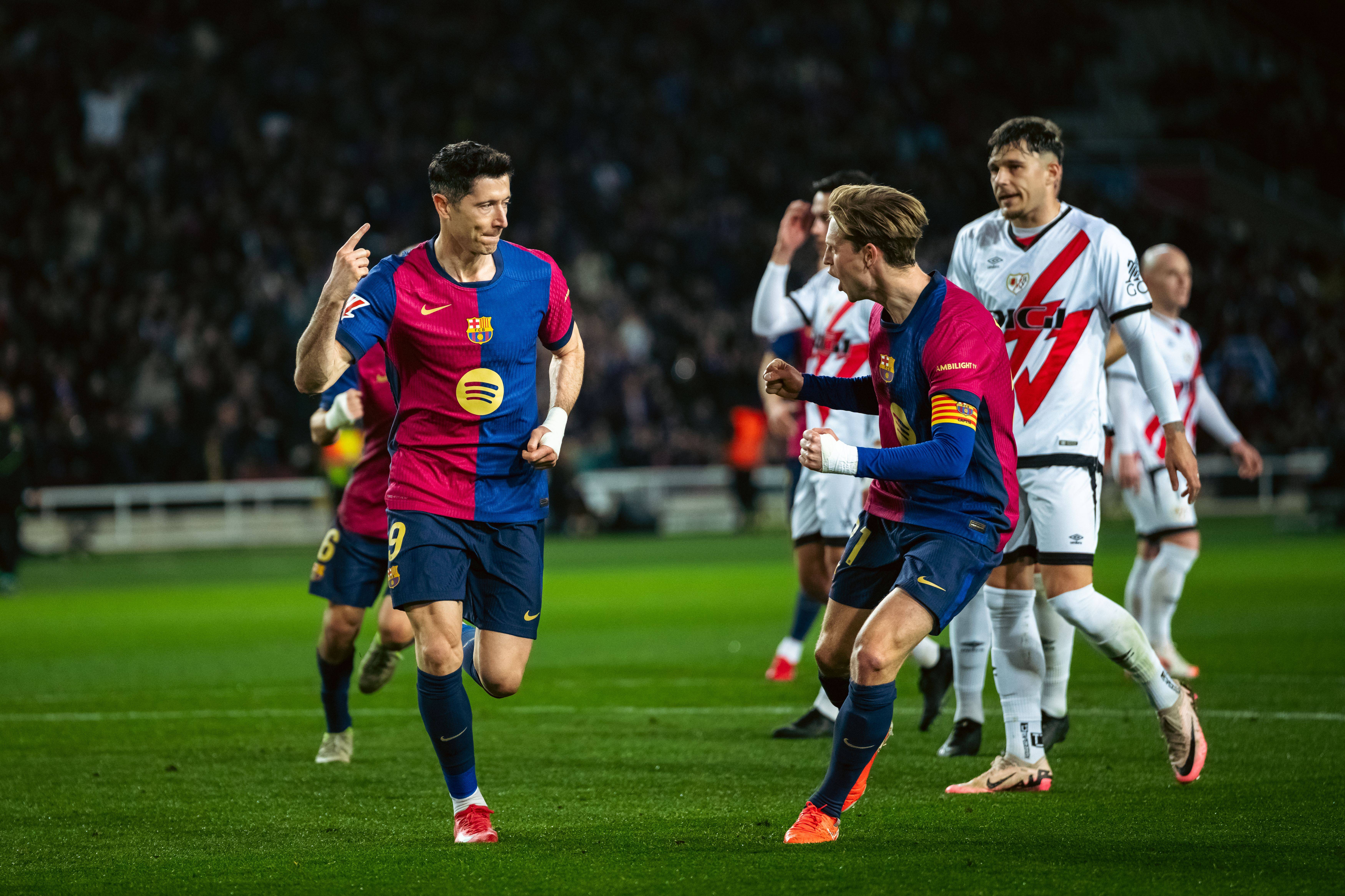 巴塞罗那再胜对手，西甲争冠格局激烈