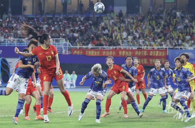 包含日本队遭遇惨败，无缘女足世界杯淘汰赛的词条