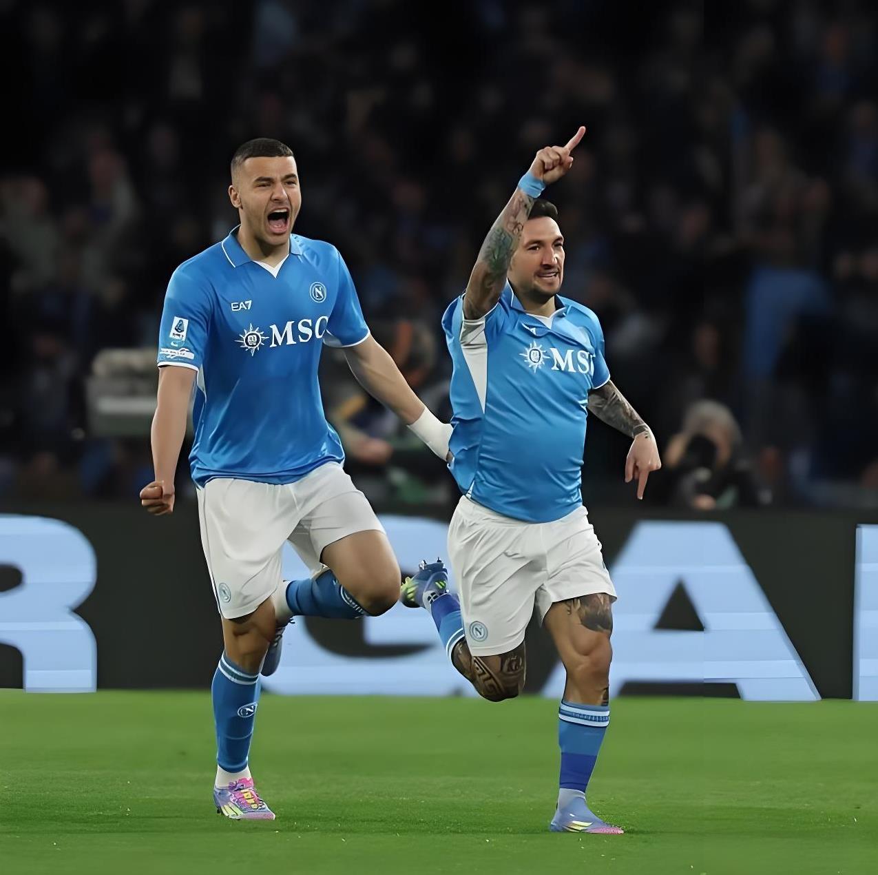 关于意甲联赛首轮比赛上演激烈争夺，球队实力均衡的信息