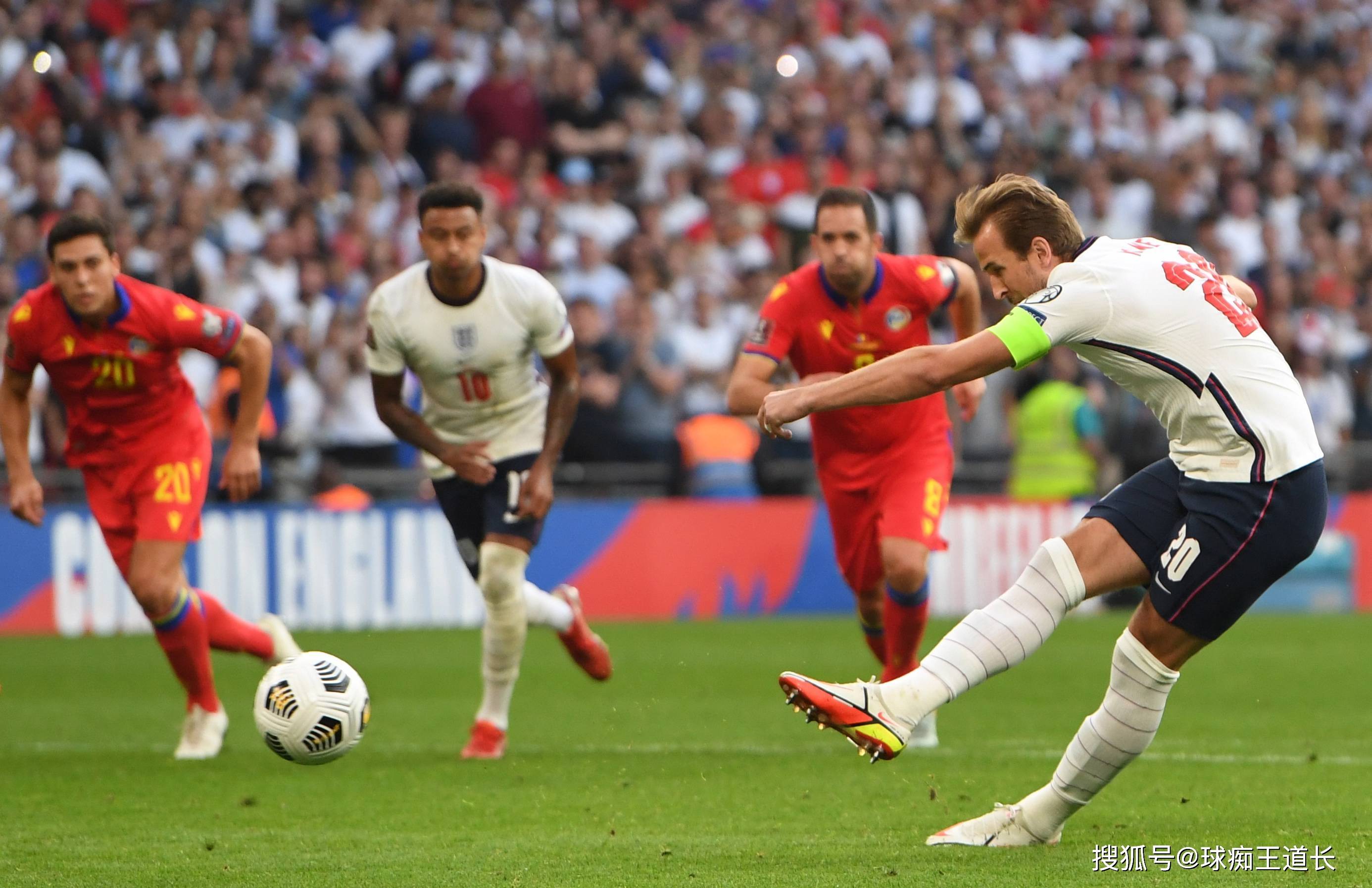 一场欧洲足球比赛中掀起了一波激动人心的局势的简单介绍