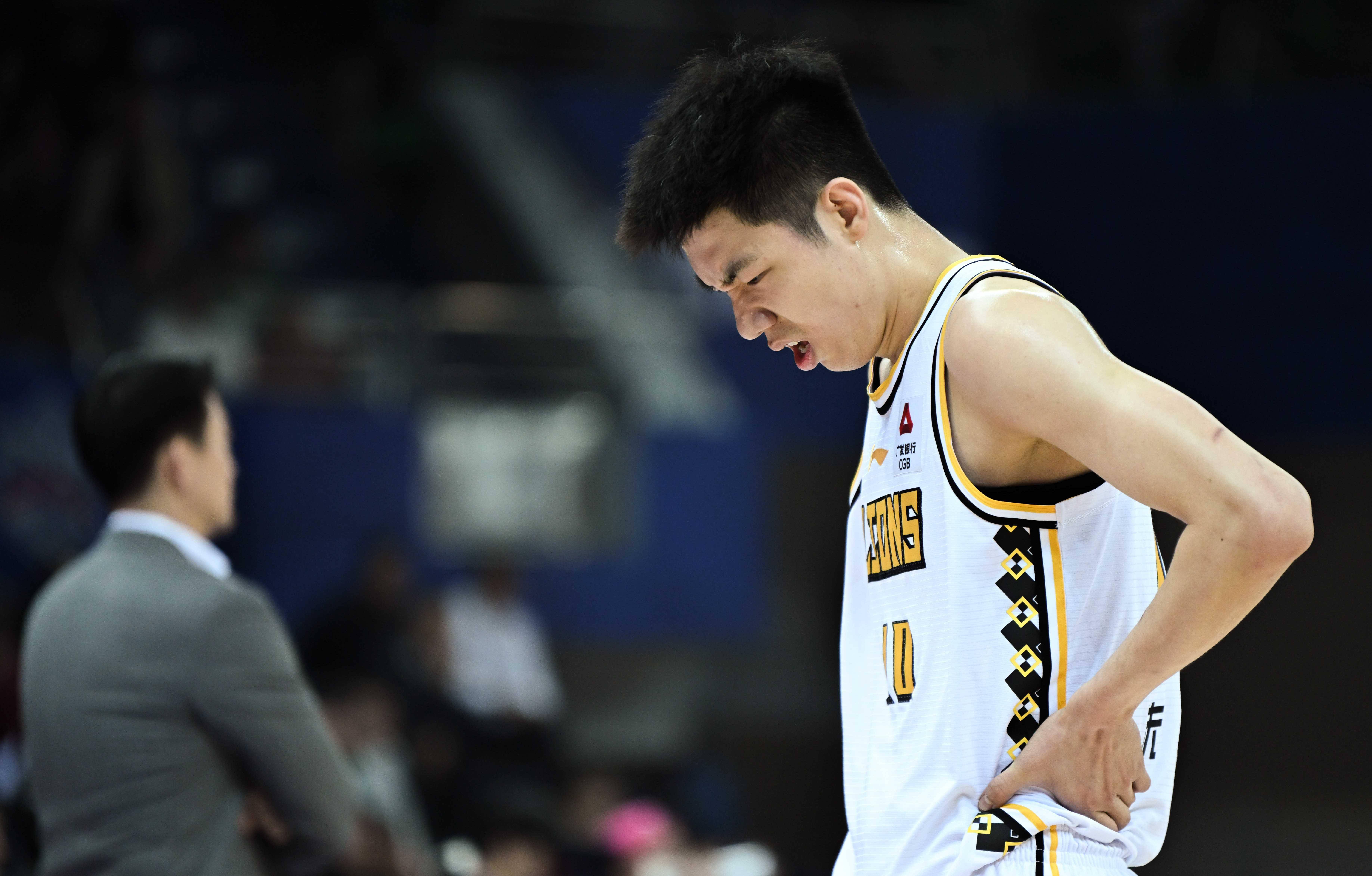 天津男篮实现逆转，赢得宝贵胜利