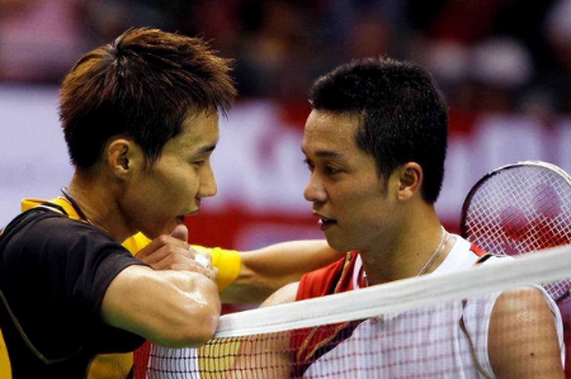 印尼羽毛球队鏖战丹麦羽毛球队，陶菲克爆发神勇的简单介绍