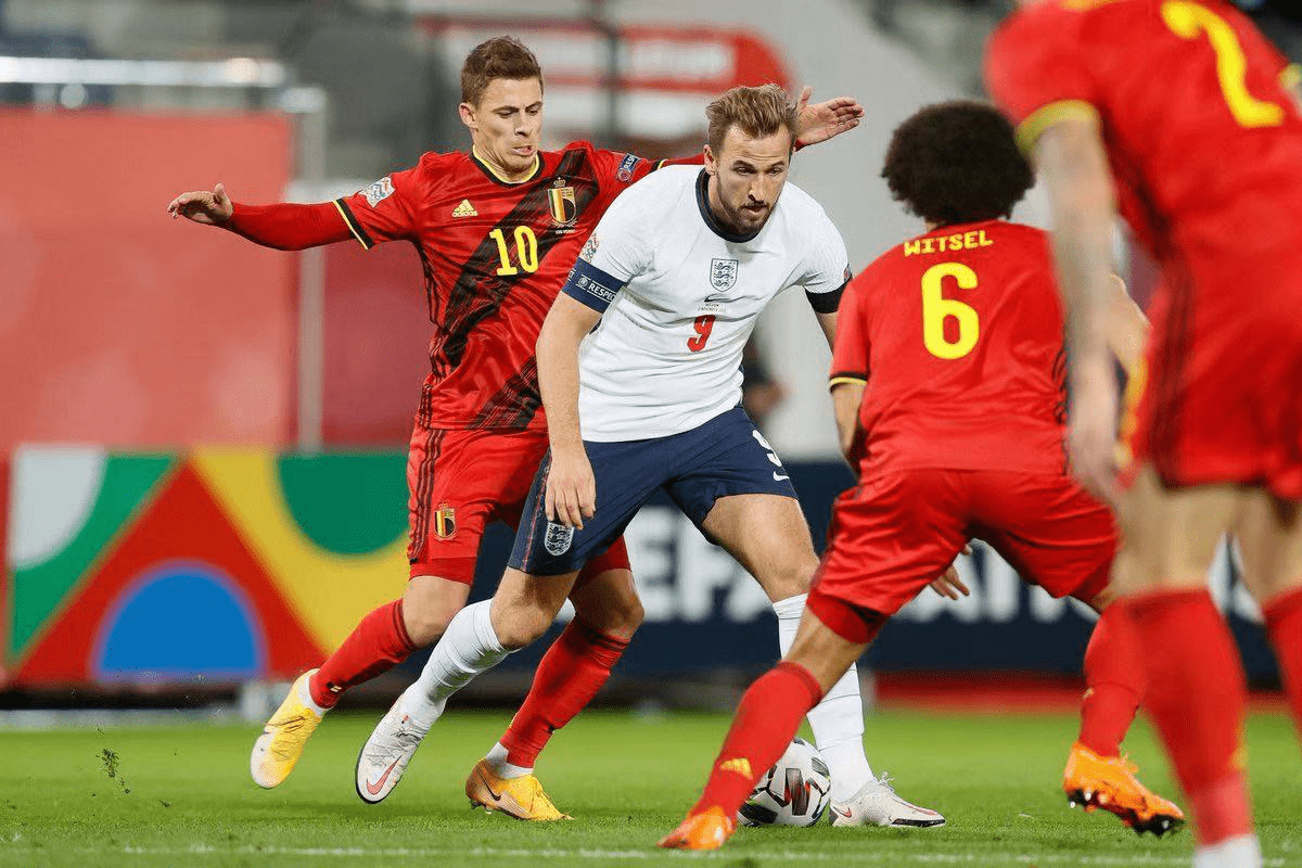 包含英格兰羽毛球队轻取韩国羽毛球队，马琳制霸全场的词条