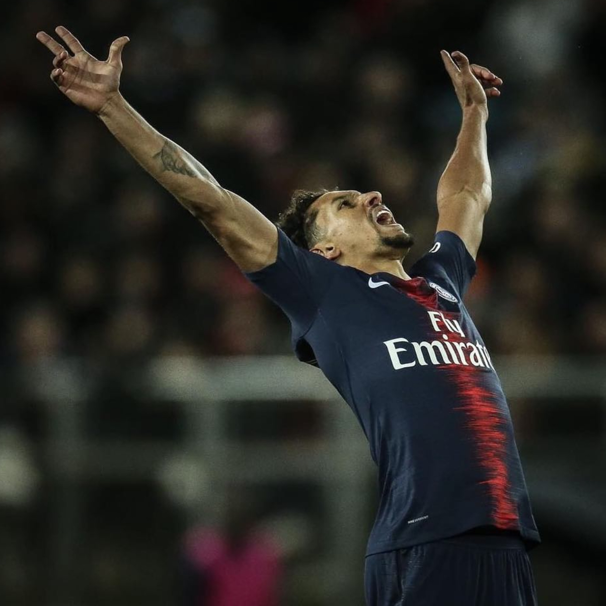 关于阿根廷力克瑞士，苏亚雷斯高光表现的信息