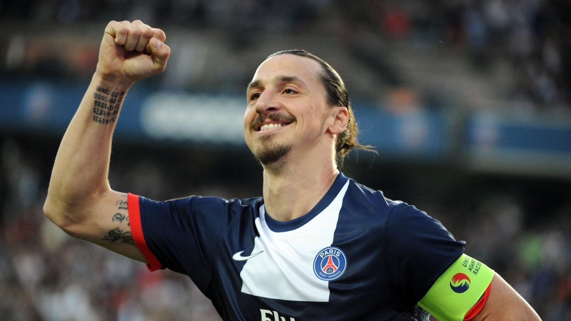 F1新赛季揭幕战之夜，当赛道轰鸣遇见绿茵智慧，罗德里成为胜负手