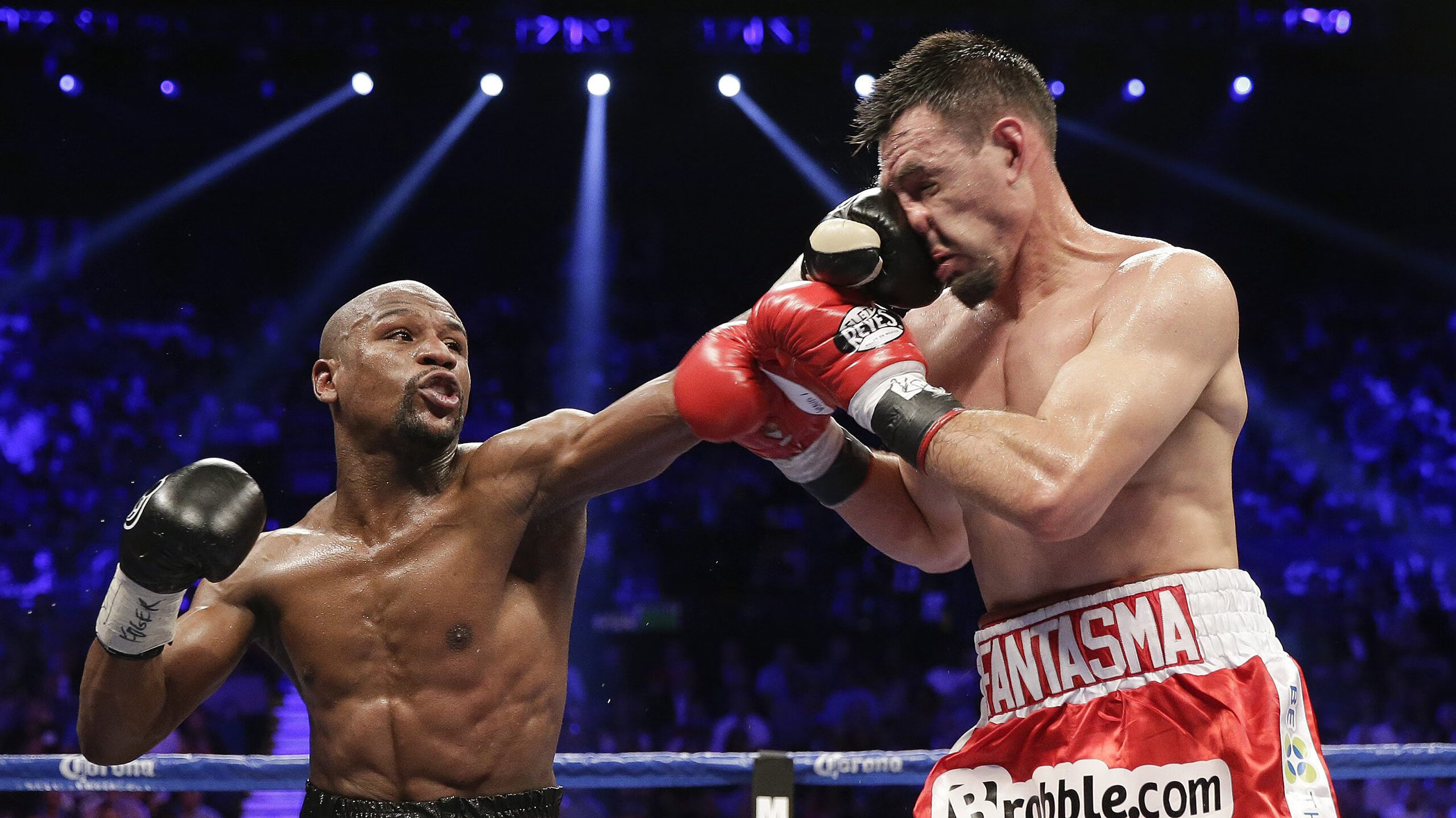 黄蜂击溃浙江队，利拉德惊艳四座，一场跨越篮球文化的胜利对话